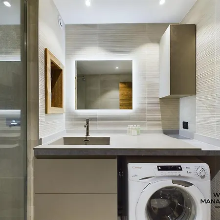 Résidence Ariondaz Daphnée - Montagnard Moderne Pour 4 Personnes Mae-8971 * Courchevel
